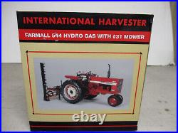 IH Farmall 544 Toy Tractor with #31 Mower 2011 WI Farm Tech 1/16 Scale, NIB