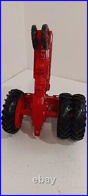 IH Farmall 706 Narrow Front WithTru Scale 4 Bottom Plow 1/16 Scale Excellent Cond