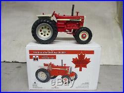 IH Farmall Model 1206 MFWD Toy Tractor 2004 Ontario Toy Show 1/16 Scale NIB