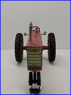 IH Farmall Model 560 Toy Tractor Fast Hitch 1/16 Scale