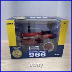 IH International Harvester 966 1/16 Die-Cast Tractor FFA Ertl NIB