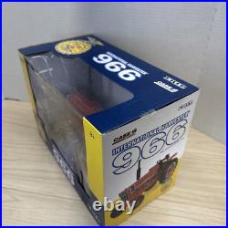 IH International Harvester 966 1/16 Die-Cast Tractor FFA Ertl NIB