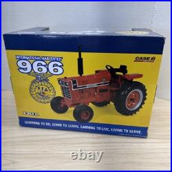 IH International Harvester 966 1/16 Die-Cast Tractor FFA Ertl NIB