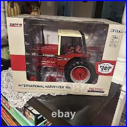 IH International Harvester 986 Cab Tractor, Farm Toy Museum, 1/16 ERTL