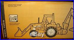 IH International Harvester Backhoe Tractor Loader 1/16 Ertl Toy 472 1970's withBox
