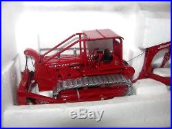IH International Harvester TD24 Crawler Tractor Karry Arch SpecCast 150 Toy NEW