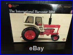 IH Precision Series #18 International Harvester 1466 Tractor 1/16 Cab RARE