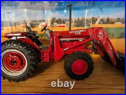 INTERNATIONAL IH 786, (was a 1586 1086 886) 3-Piont Hitch, 2350 Scratch Loader