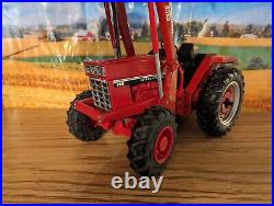 INTERNATIONAL IH 786, (was a 1586 1086 886) 3-Piont Hitch, 2350 Scratch Loader