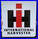 Ih_International_Harvester_22_Farm_Tractor_Porcelain_Like_Enamel_Sign_01_brit