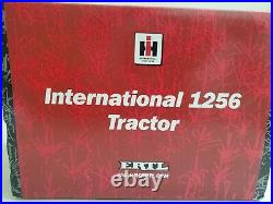 International 1256 1/16 Ertl W Cab