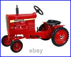 International 1456 Pedal Tractor with Fenders