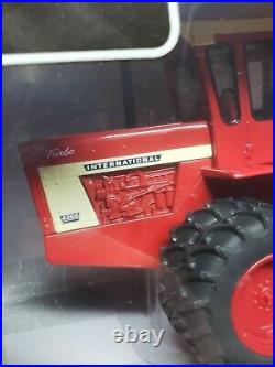 International 4366 4wd Turbo Articulating Tractor Authentic Detailing 1/32 Ertl