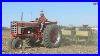 International_686_Tractor_Planting_Corn_01_fgig