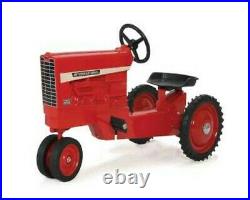 International 856 NF Pedal Tractor