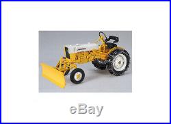 International Cub With Blade and Chains Diecast Model Tractor ZJD1730
