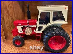 International Farmall 1466 Farm Toy Tractor Precision Series 1063 GA