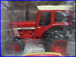 International Harvester 1466 MFWD Toy Tractor 40th Anniversary 1/16 Scale, NIB
