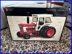 International Harvester 1466 Tractor 1/16 Scale with Duals Precision Series