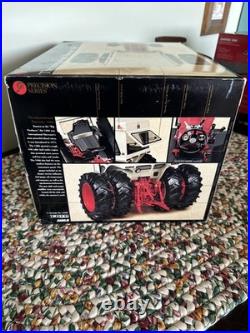 International Harvester 1466 Tractor 1/16 Scale with Duals Precision Series