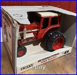 International Harvester 1468 V-8 Toy Tractor 116 Vintage 1993 ERTL