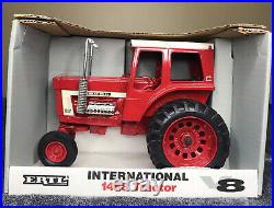 International Harvester 1468 V-8 Tractor 116 Vintage 1993 ERTL