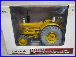 International Harvester 21256 MFWD Toy Tractor, 1/16 Scale, NIB