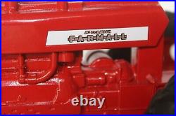 International Harvester 450 NF Fast Hitch 1957 ERTL 1/16 scale