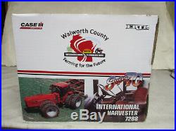 International Harvester 7288 2+2 Toy Tractor 16 WI Farm Tech 1/16 Scale, NIB
