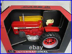 International Harvester 856 1999 Farm Progress Toy Tractor, 1/8 Scale NIB