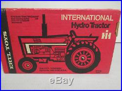 International Harvester 966 Hydro Toy Tractor White Front Wheel 1/16 Scale NIB