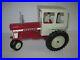 International_Harvester_Farm_Toy_Tractor_560_with_cab_OLD_Ertl_1_16_01_ltci