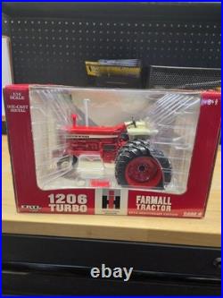 International Harvester Farmall 1206 Turbo 40th Anniversary toy Tractor 116