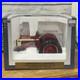 International_Harvester_Farmall_340_Gas_Narrow_Front_Tractor_116_SpecCast_Metal_01_zne