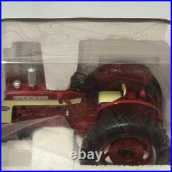 International Harvester Farmall 340 Gas Narrow Front Tractor 116 SpecCast Metal