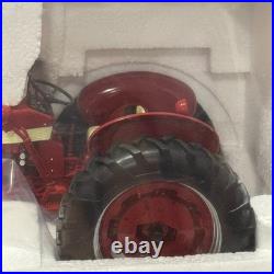 International Harvester Farmall 340 Gas Narrow Front Tractor 116 SpecCast Metal