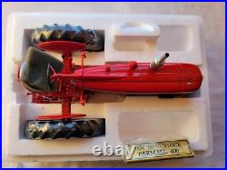 International Harvester Farmall 400 Tractor 1/16 Scale Diecast (ERTL) International Harvester Farmall 400 Tractor 1/16 Scale Diecast (ERTL)