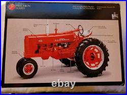 International Harvester Farmall 400 Tractor 1/16 Scale Diecast (ERTL) International Harvester Farmall 400 Tractor 1/16 Scale Diecast (ERTL)