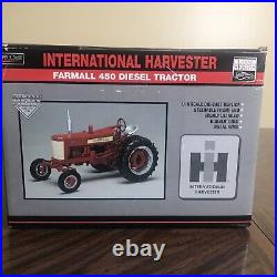International Harvester Farmall 450 Diesel Tractor 116 SpecCast 2006 New
