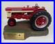 International_Harvester_Farmall_560_Tractor_with_Sculpted_Base_and_Plaque_01_nk