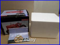 International Harvester Farmall M narrow front 1/16 toy tractor precision #7 NIB