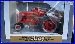 International Harvester Highly Detailed Farmall 400 Lp-gas Narrow Front Tractor