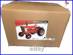 International Harvester IH 1466 1/8 Scale Wide Front White Stripe Scale Models
