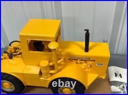International Harvester IH 4300 4WD Tractor PRECISION ENGINEERING NIB Yellow