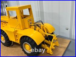International Harvester IH 4300 4WD Tractor PRECISION ENGINEERING NIB Yellow