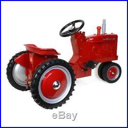 International Harvester IH Farmall 200 Narrow Front Pedal Tractor by ERTL 44170