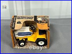 International Harvester IH Lawn & Garden Cub Cadet Tractor 116 NIB Old Box ERTL