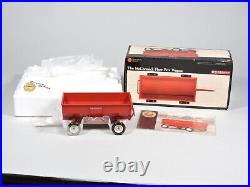 International Harvester McCormick Flare Box Wagon, Precision Series 1/16 New
