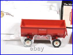 International Harvester McCormick Flare Box Wagon, Precision Series 1/16 New