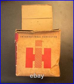 International Harvester NOS Part 369938R91 Drive & Driven Gear Pkg 300 350 400